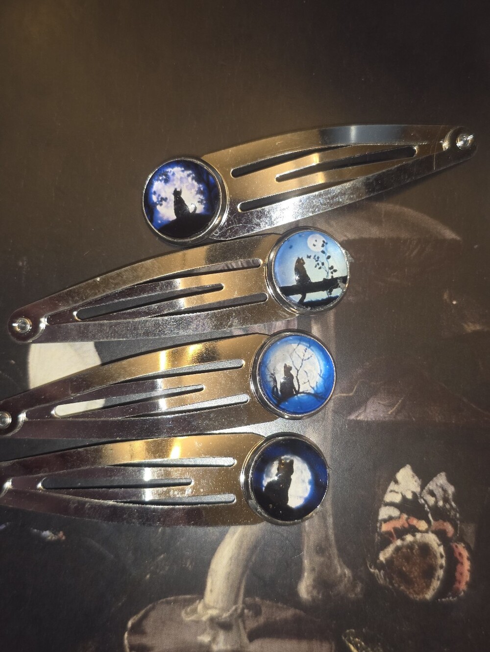 Black Cat Glass Cabochons Inside 4 Alligator Hair Clips